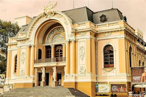 City Opera House .